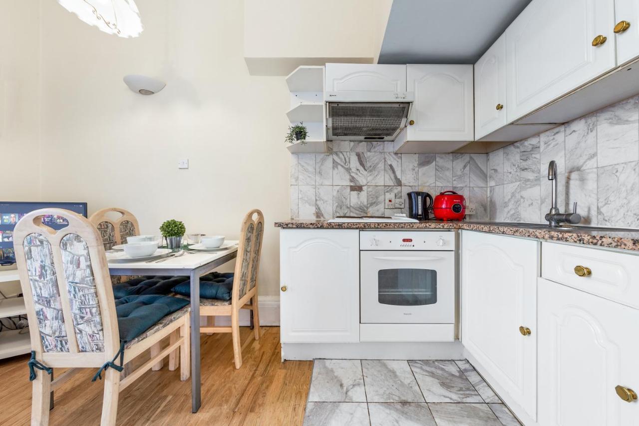 Flat In Central Londen Buitenkant foto